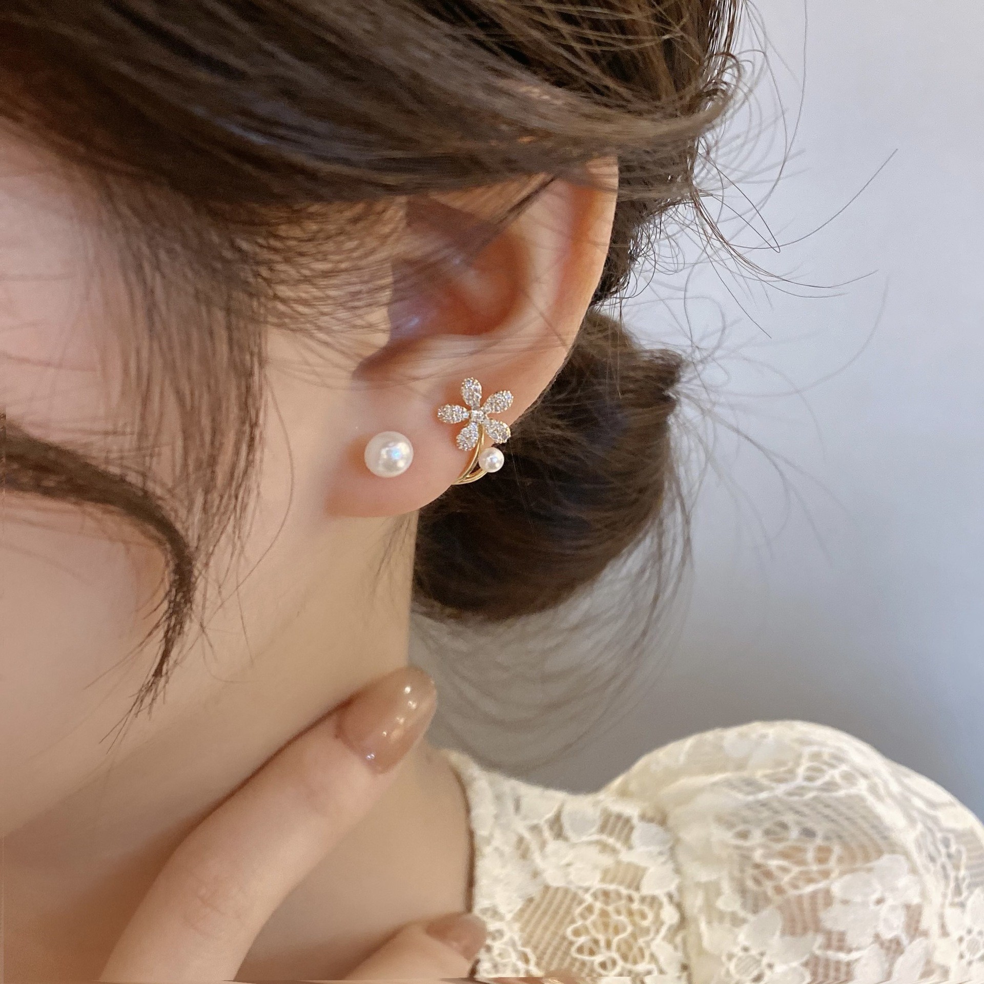 925 Silver Needle Korean Fashi - Pearl Stud Earrings ulasan dan harga