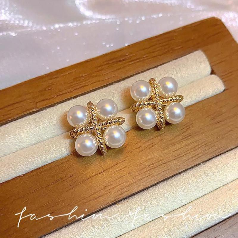 925 Silver Needle Korean Fashi - Pearl Stud Earrings ulasan dan harga