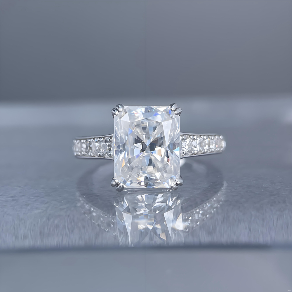 4 Carat Radiant Cut Moissanite - Moissanite Ring ulasan dan harga
